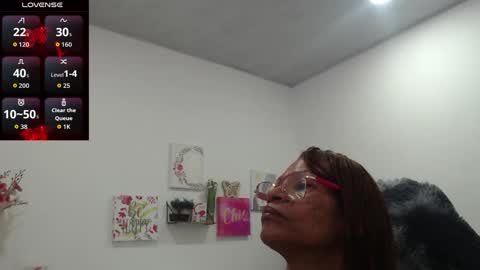 Smileth online show from October 2, 1:16 pm