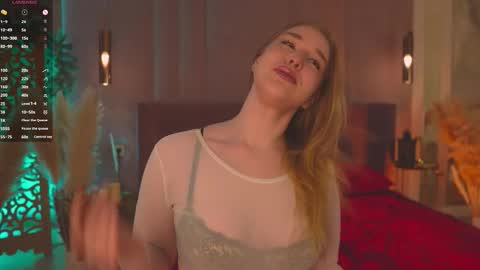 Mia online show from March 29, 5:28 am