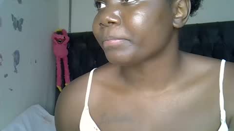 smiling_1 online show from October 4, 3:38 pm
