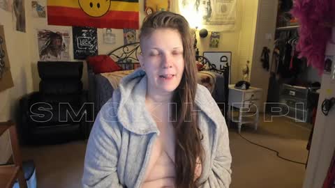 Snapshot of smokihippi chatting on January 9, 5:22 pm Big Dawg online show from January 9, 5:22 pm