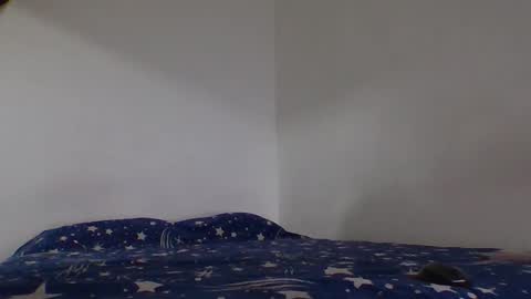 snakedoll_ online show from October 20, 6:05 am