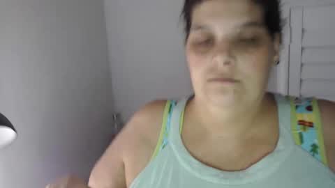 Snapshot of snoqueen954321 chatting on December 8, 12:40 am Snoqueen online show from December 8, 12:40 am