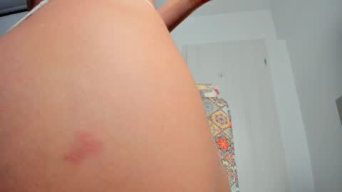 Snapshot of snow_flakee chatting on September 13, 5:37 am Maria online show from September 13, 5:37 am