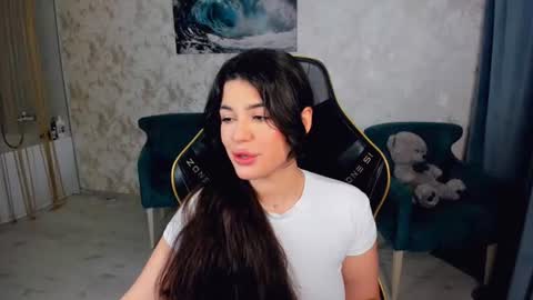 snowingwinter online show from July 3, 11:16 am