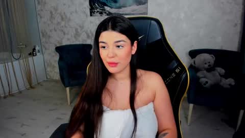 snowingwinter online show from June 28, 12:45 pm