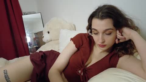 Snapshot of so_icy_ivy chatting on February 25, 11:26 pm Babygirl Ivy online show from February 25, 11:26 pm