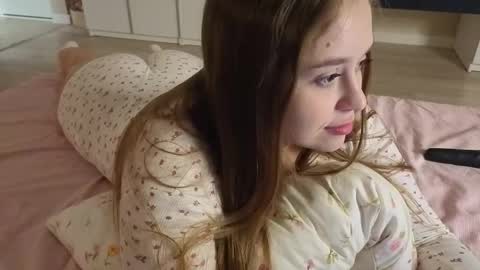 Sophy online show from February 8, 9:07 pm