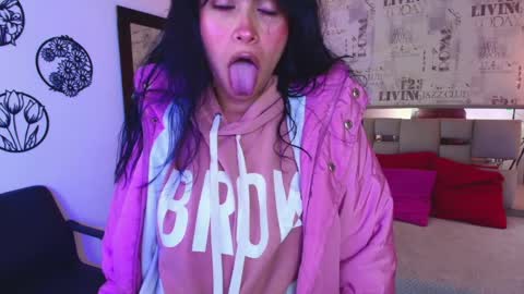 sofiia online show from April 6, 12:50 pm