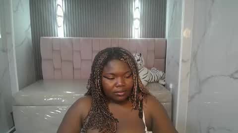 soffia_b online show from October 11, 3:44 am