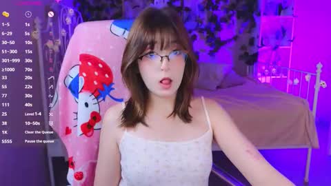 Soffie online show from October 28, 3:18 pm