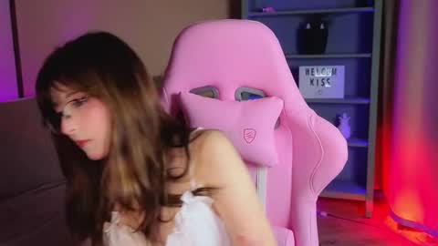 Soffie online show from October 15, 10:18 am