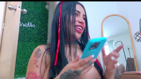sofhia cruz online show from December 25, 5:58 pm