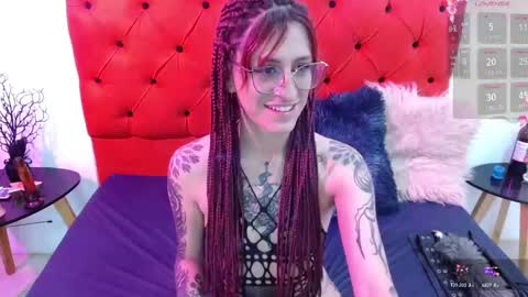 Sofi online show from February 12, 10:26 pm