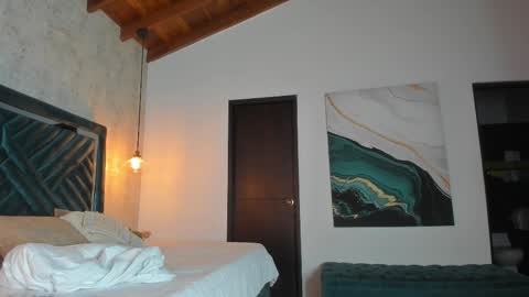 Sofi online show from November 14, 11:32 am