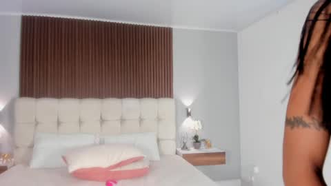 Sofia online show from May 15, 11:29 pm