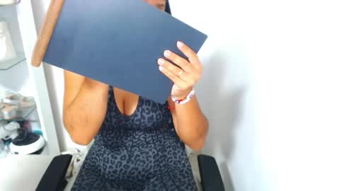 sofia vene  online show from May 16, 12:59 pm