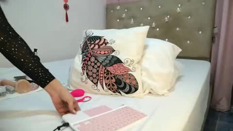 sofia8428 online show from March 30, 12:21 am