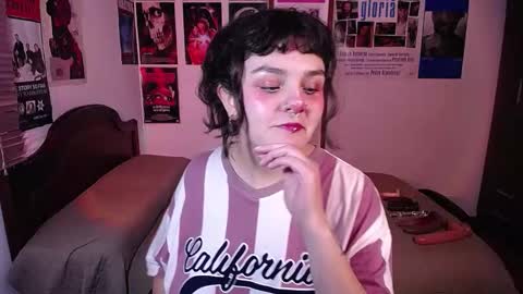 Sofi online show from February 24, 9:57 pm