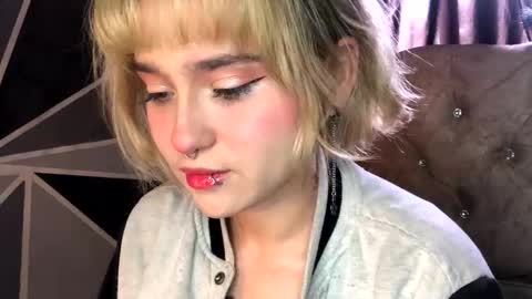 Sofia Jimenez online show from October 19, 7:27 pm