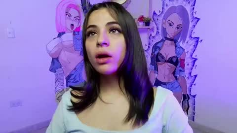 sofia_lara28 online show from May 11, 1:24 pm