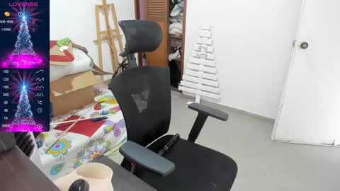 sofia_new online show from December 6, 1:00 pm
