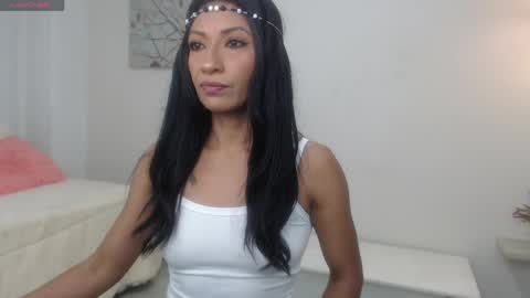 Sofi online show from May 12, 8:15 pm