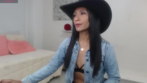Sofi online show from May 17, 7:35 pm