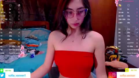 Snapshot of sofia_vanner chatting on February 18, 2:27 am SOFIA online show from February 18, 2:27 am
