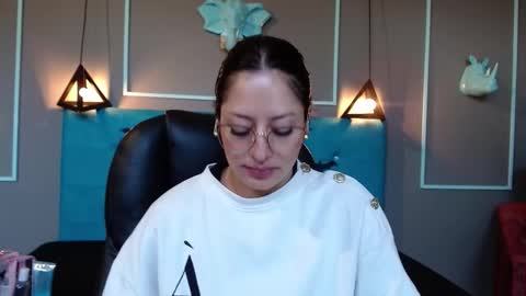 Sofa online show from October 7, 11:47 am