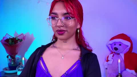 Snapshot of sofiaafoxx chatting on December 15, 4:40 am Sofia online show from December 15, 4:40 am