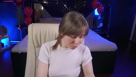 SofiaLuxuryy online show from February 15, 9:25 pm