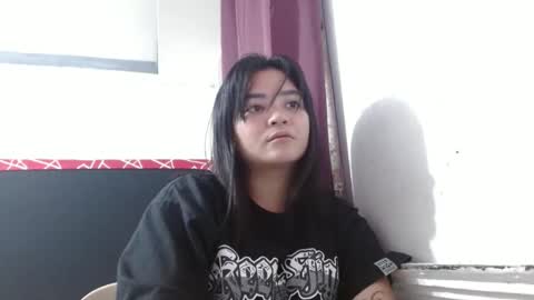Snapshot of sofiaslovesfuck chatting on February 18, 12:28 pm sofiaslovesfuck online show from February 18, 12:28 pm
