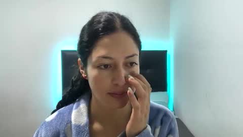 Sofi online show from April 9, 11:59 am