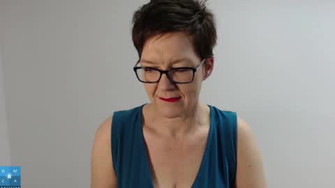 Sofie Velvet online show from December 18, 7:24 am