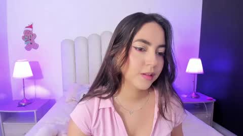 Sofi online show from May 22, 11:03 pm