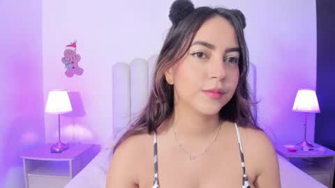 Sofi online show from May 17, 11:15 pm