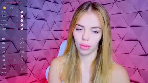 Sofie online show from October 4, 1:33 am