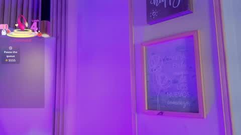 sofii_jones online show from May 8, 10:33 pm