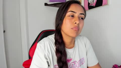 Snapshot of sofiia_rodriguez chatting on October 14, 4:09 pm sofiia rodriguez online show from October 14, 4:09 pm