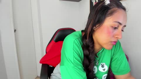 Snapshot of sofiia_rodriguez chatting on September 17, 2:37 pm sofiia rodriguez online show from September 17, 2:37 pm