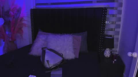 Sofia online show from December 23, 4:22 am