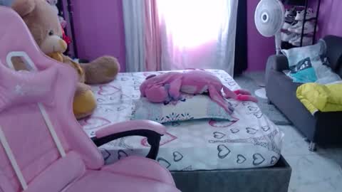 sofia Dreams online show from March 13, 7:15 pm