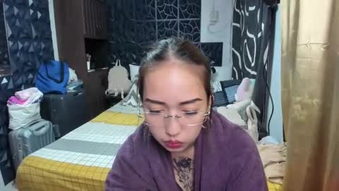 Angel online show from November 18, 3:57 pm