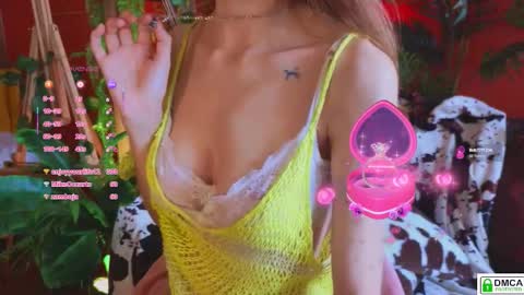 E online show from October 12, 8:28 am