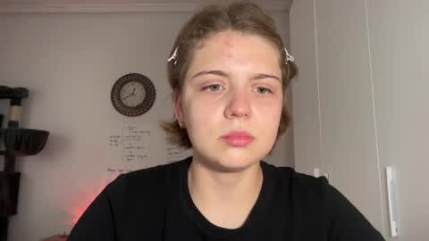 Ilisabet online show from April 7, 10:39 am