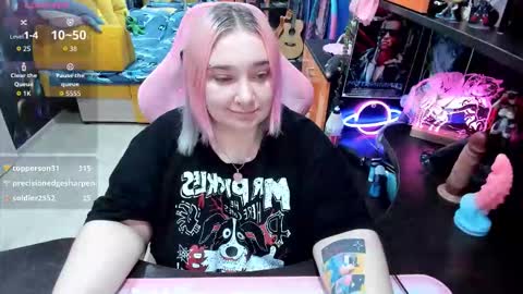 Sofie online show from October 18, 8:17 am