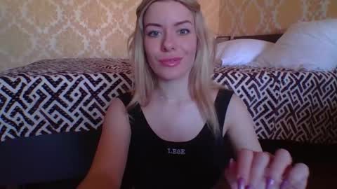softy_aura online show from May 5, 10:29 am