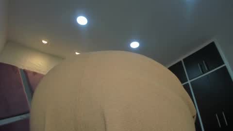 SOL  ANGEL online show from March 29, 2:21 am