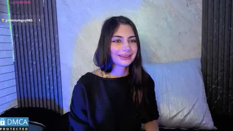 Sol  online show from October 15, 7:38 pm