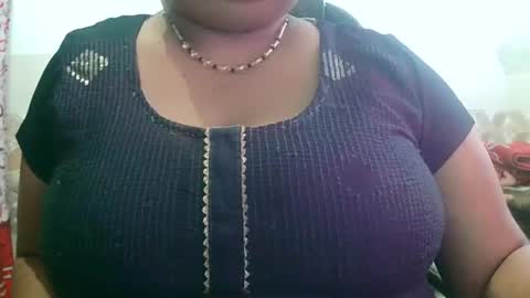 soni88888 online show from January 27, 3:39 pm